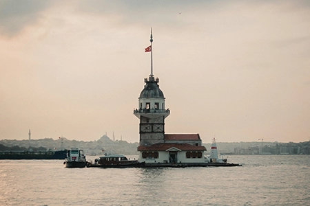 Bridging Cultures: Exploring Turkish Charm Through British Eyes